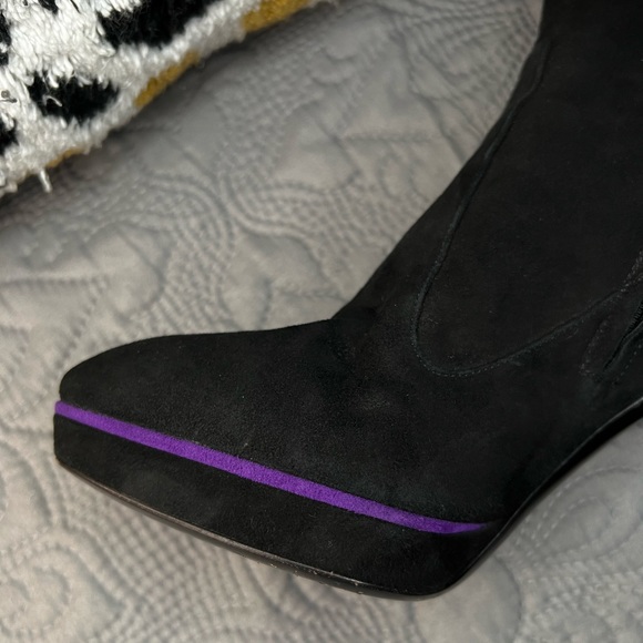 Sergio Rossi Black Suede Purple Accent Bootie 7.5 - Picture 5 of 12
